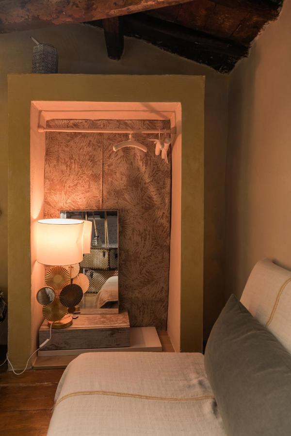 Opera Suites - Le Mille E Una Notte カルカータ エクステリア 写真